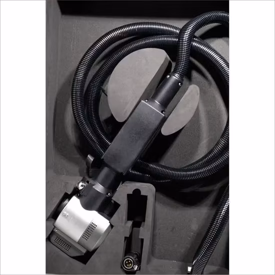 소형 펄스 섬유 레이저 청소 기계는 녹 코팅 페인트 100W 200W 300W 500W를 제거합니다